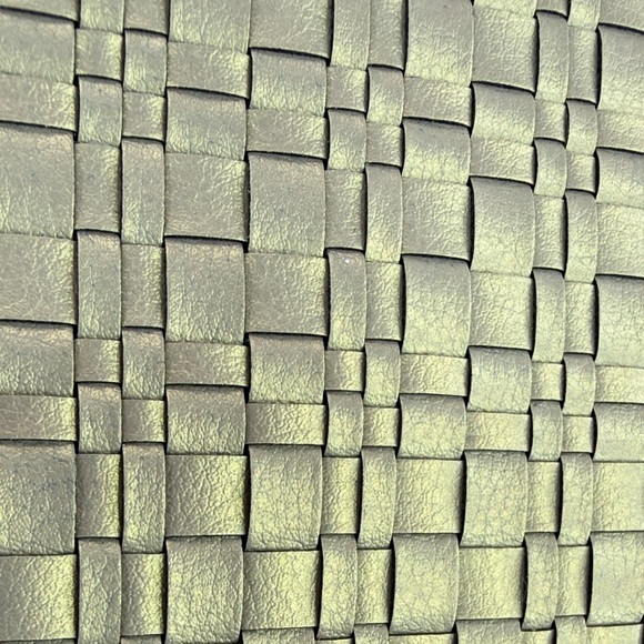 💥NWT CONSUELA - Pearl Uptown Crossbody - 45U718 - Picture 5 of 13